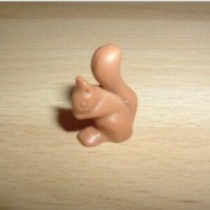 Écureuil brun assis Playmobil