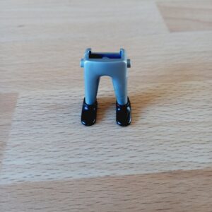 Jambes grises chaussures noires neuf Playmobil
