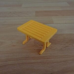 Table jaune Playmobil