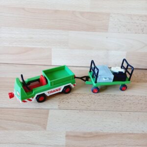 Véhicule et remorque pour bagages neuf sans boîte Playmobil