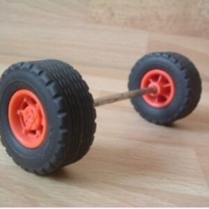 Roues avec essieu Ø 4,4 cm longueur 10,8 cm Playmobil