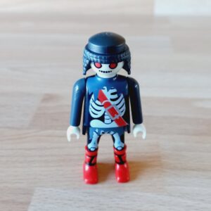 Pirate squelette bottes rouges Playmobil