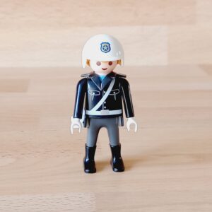 Motard de police neuf Playmobil