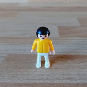 Enfant garçon pull jaune neuf Playmobil