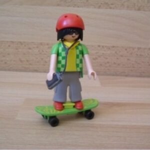 Skateboarder Playmobil 5537
