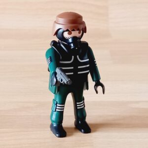 Policier d&rsquo;assaut avec masque Playmobil