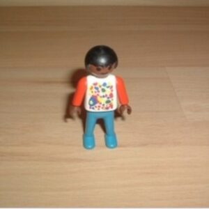 Enfant polo colorié Playmobil