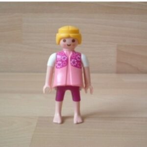 Femme robe rose Playmobil