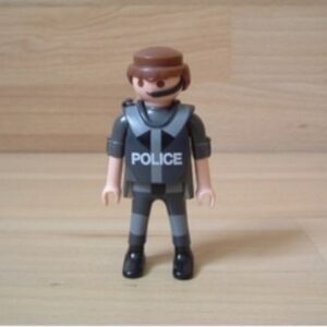 Policier avec micro Playmobil