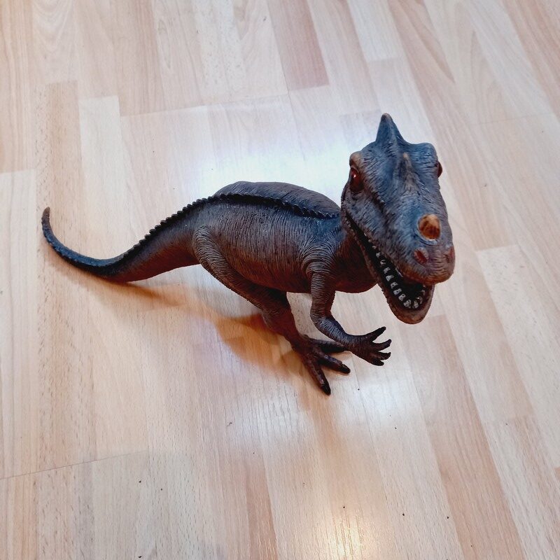 Figurine dinosaure Ceratosaurus – Image 8