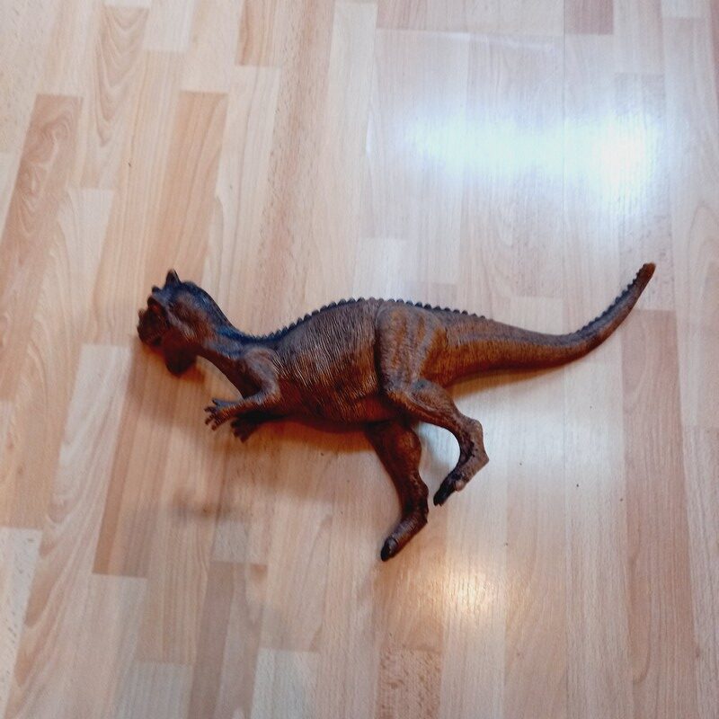 Figurine dinosaure Ceratosaurus – Image 10
