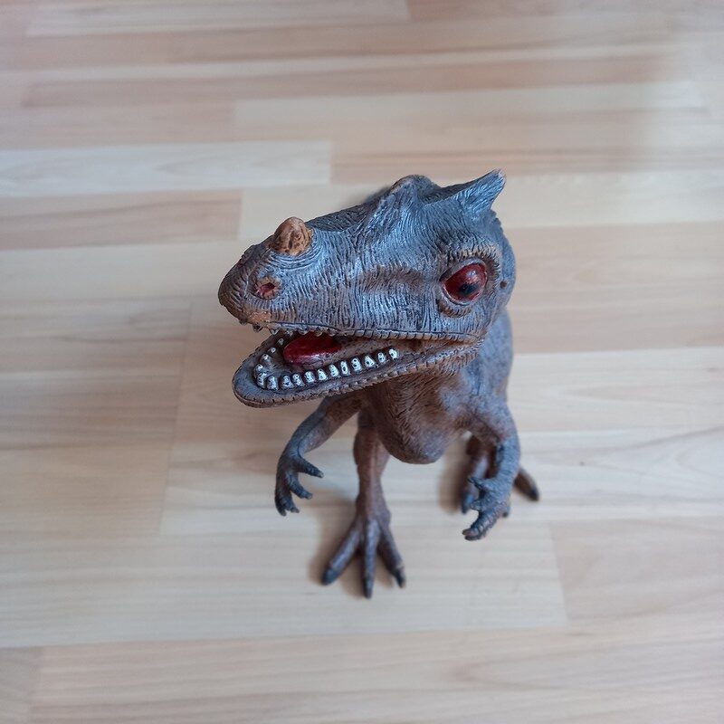 Figurine dinosaure Ceratosaurus – Image 5