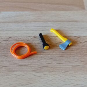 Équipements secours, hache cordage et lampe torche neuf Playmobil