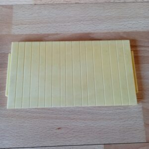 Plancher blanc jauni en l&rsquo;état Playmobil